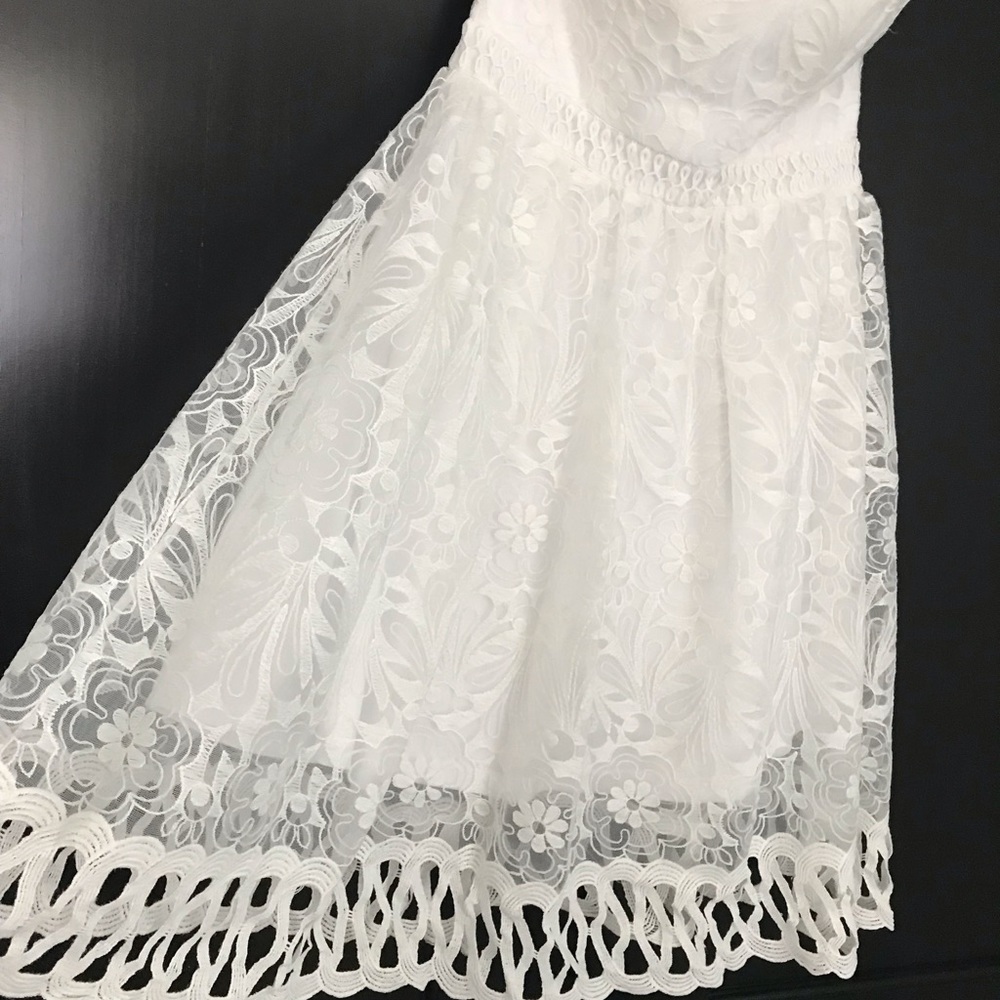 Strapless White Lace New Dress